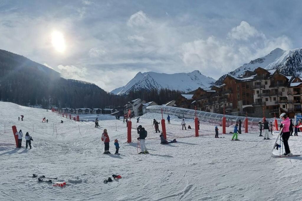T2 + Coin Montagne - Wifi/Piscine - Les Orres 1800 Lägenhet Exteriör bild